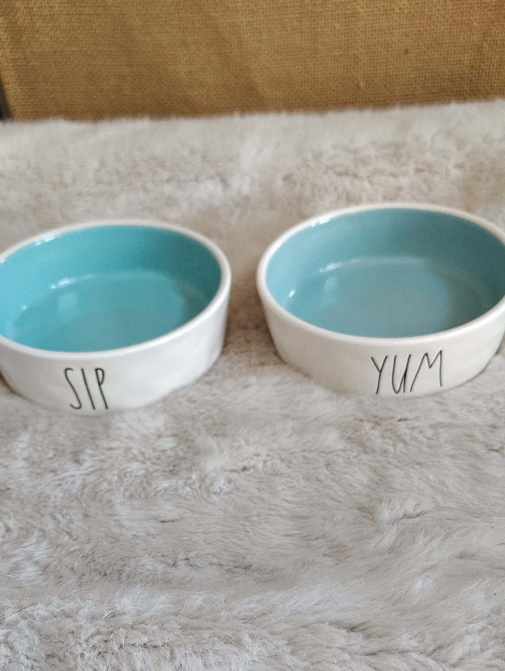 Set, Rae Dunn Pet Bowls, Sip & Yum